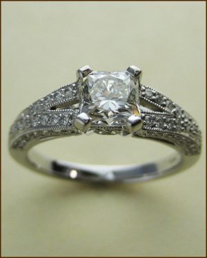 18k 1.22 ct. Dream Diamond Ring