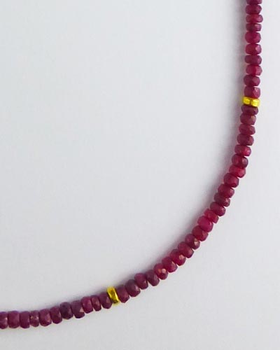 18k Gold Faceted Ruby Necklace B1618 detail