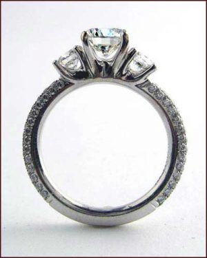 Tycoon 18k Diamond Ring , 2.03 ct side