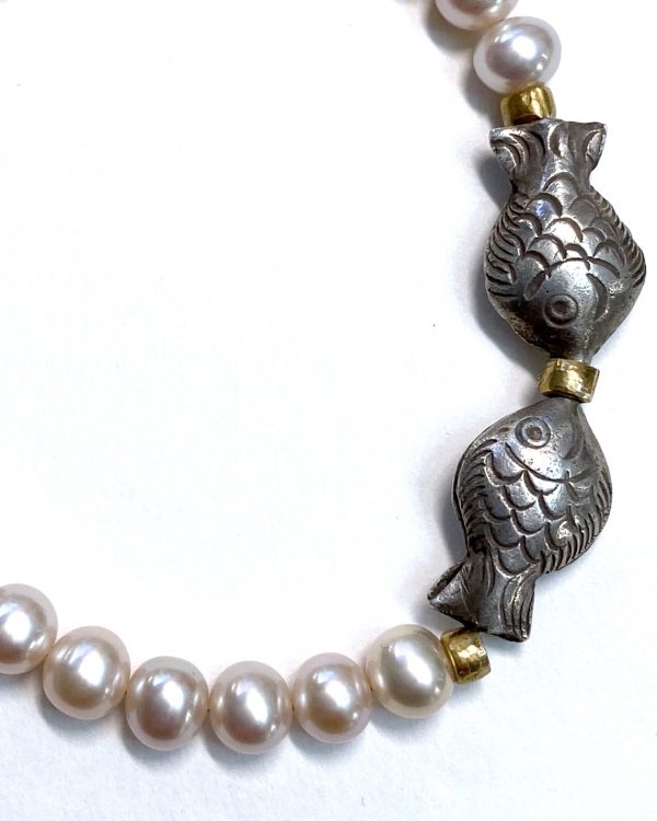 Silver Pearl Fish Bracelet B2001det